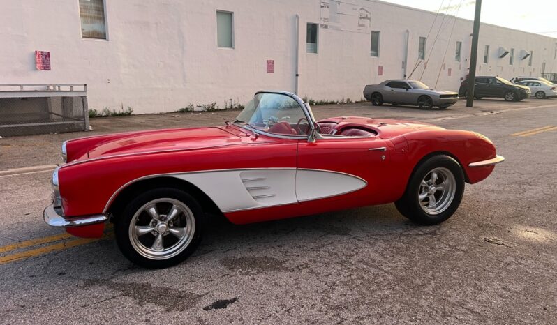 1959 Chevrolet Corvette 4-speed 1