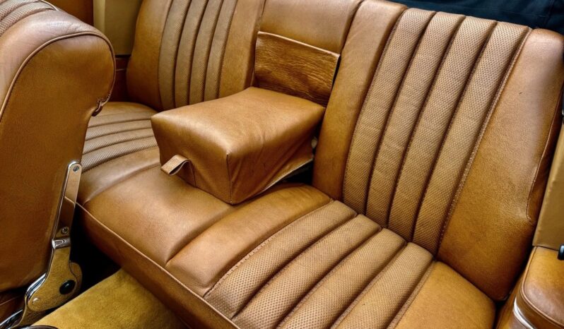 
								1965 Mercedes-Benz 250SE Convertible full									