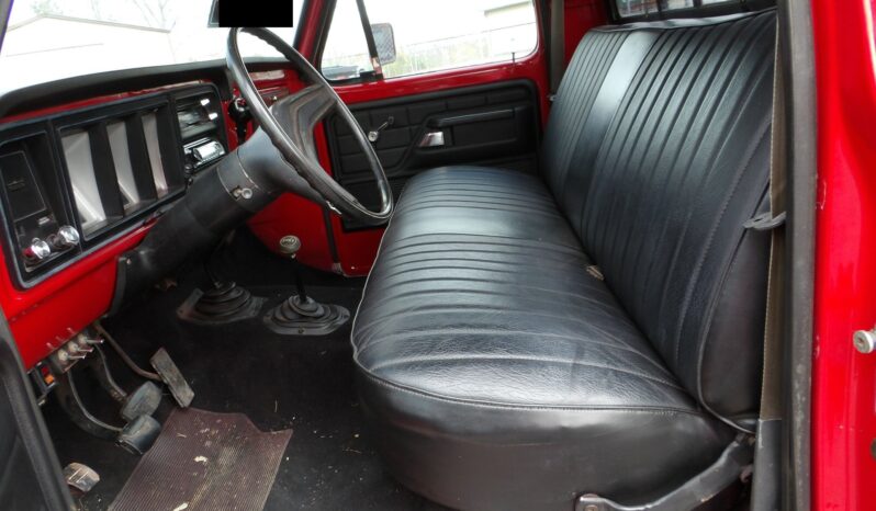 
								1979 Ford F-150 Short Bed 4×4 Short Bed Dentside full									