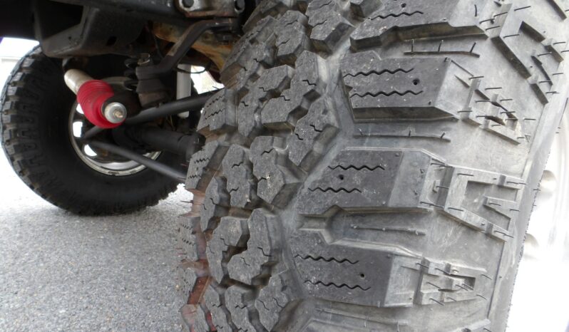 
								1979 Ford F-150 Short Bed 4×4 Short Bed Dentside full									