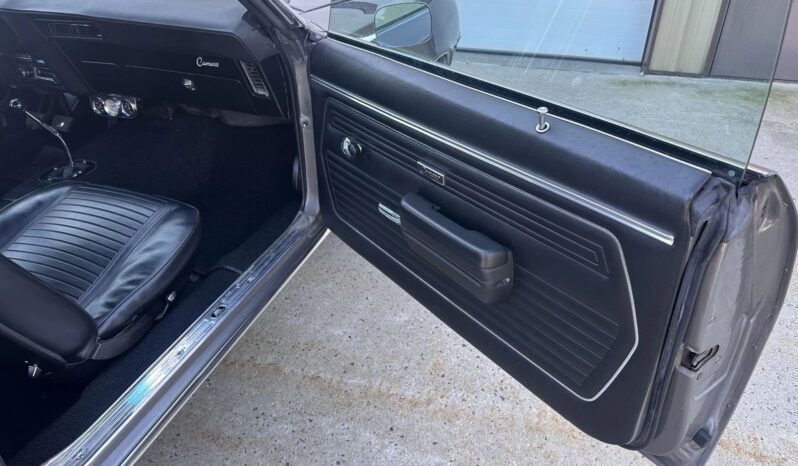 
								1969 Chevrolet Camaro SS tribute RWD Manual full									