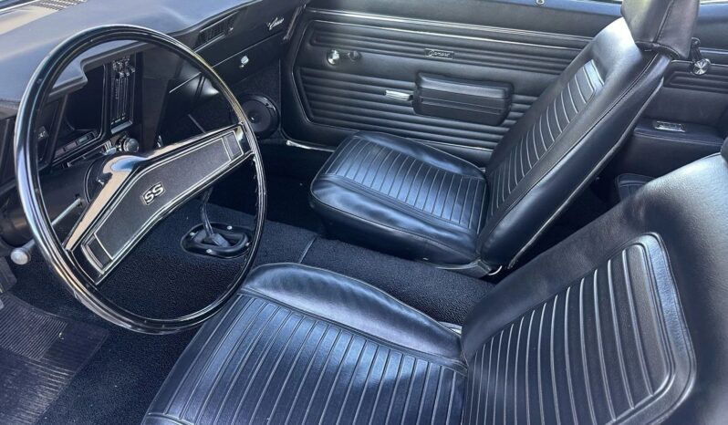 
								1969 Chevrolet Camaro SS tribute RWD Manual full									