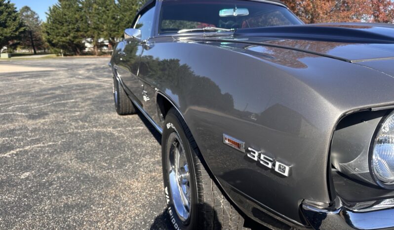 
								1969 Chevrolet Camaro SS tribute RWD Manual full									