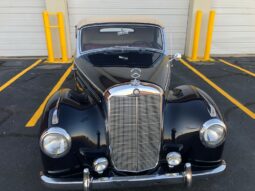 										1953 Mercedes-Benz 200-Series 220A Cabriolet full									