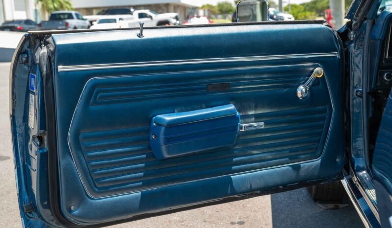 
								1969 Chevrolet Camaro SS, 4 Speed full									