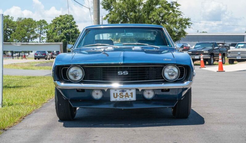 
								1969 Chevrolet Camaro SS, 4 Speed full									