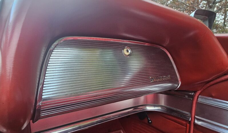 
								1960 Ford Thunderbird Convertible full									