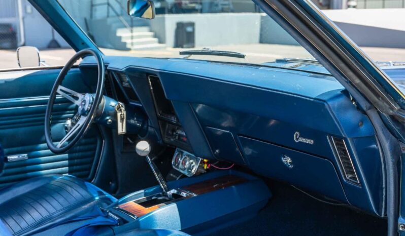 
								1969 Chevrolet Camaro SS, 4 Speed full									