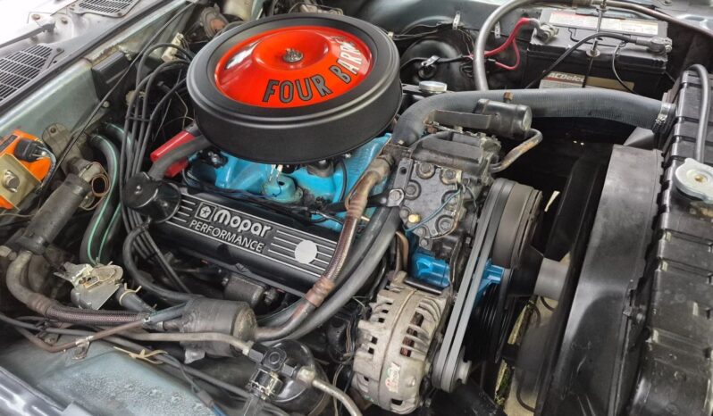 
								1971 Dodge Challenger 318CI full									