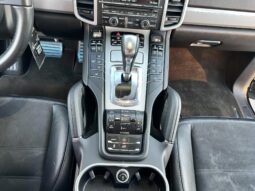 
										2014 Porsche Cayenne GTS 4.8 full									