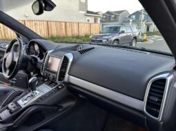 
										2014 Porsche Cayenne GTS 4.8 full									