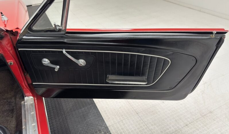 
								1965 Ford Mustang Convertible 200ci I6 full									