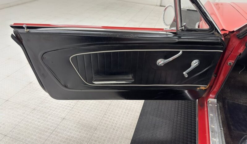 
								1965 Ford Mustang Convertible 200ci I6 full									