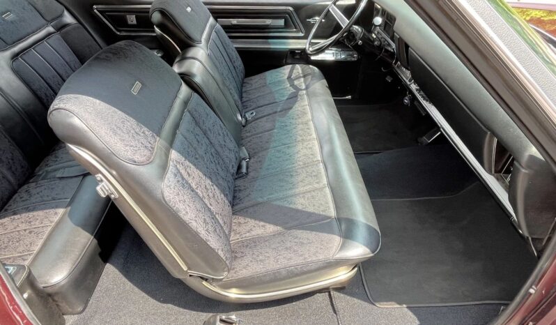 
								1968 Buick Riviera 430 cubic inch full									