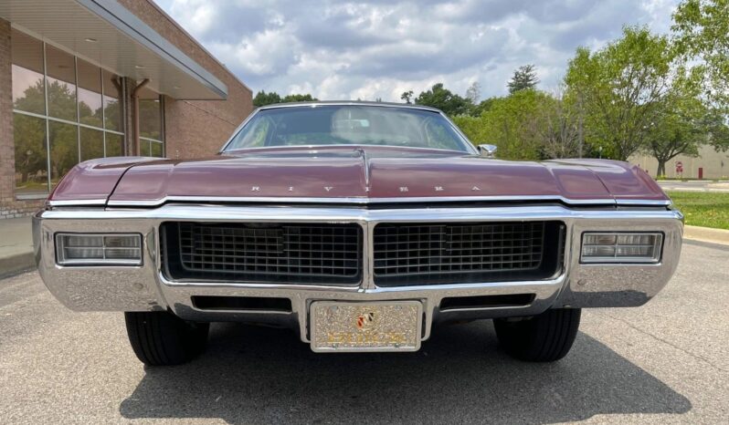 
								1968 Buick Riviera 430 cubic inch full									