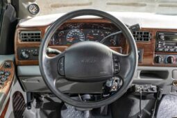 										2002 Ford F-350 Super Duty Lariat Centurion full									