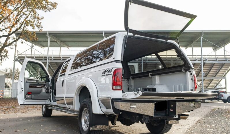 								2002 Ford F-350 Super Duty Lariat Centurion full									