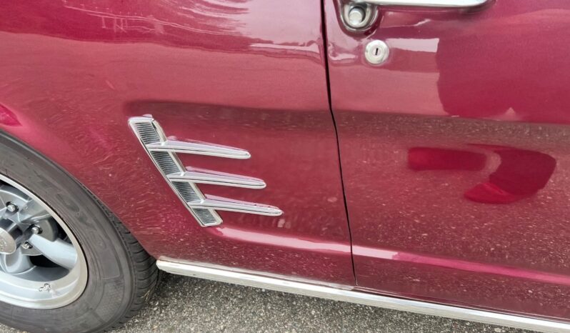 								1966 Ford Mustang 351 ci V8 full									