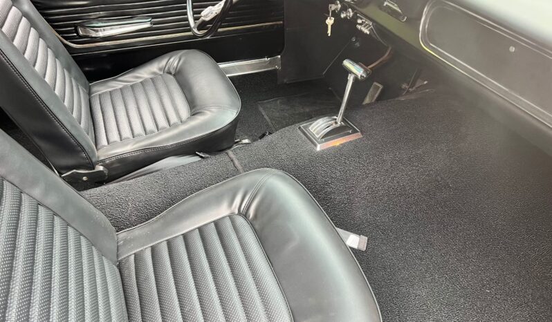 								1966 Ford Mustang 351 ci V8 full									