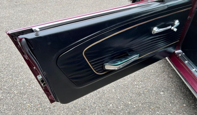 								1966 Ford Mustang 351 ci V8 full									