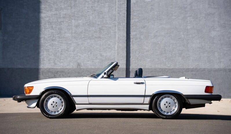 								1986 Mercedes-Benz 560SL full									