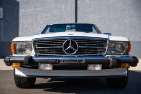 1986 Mercedes-Benz 560SL