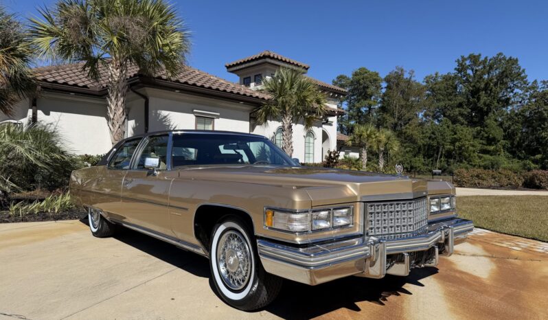 
								1976 Cadillac Fleetwood Brougham full									
