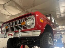 										1971 Ford Bronco Sport V8 5.0L Manual full									