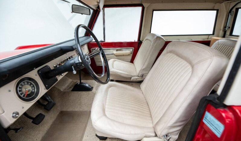 								1971 Ford Bronco Sport V8 5.0L Manual full									