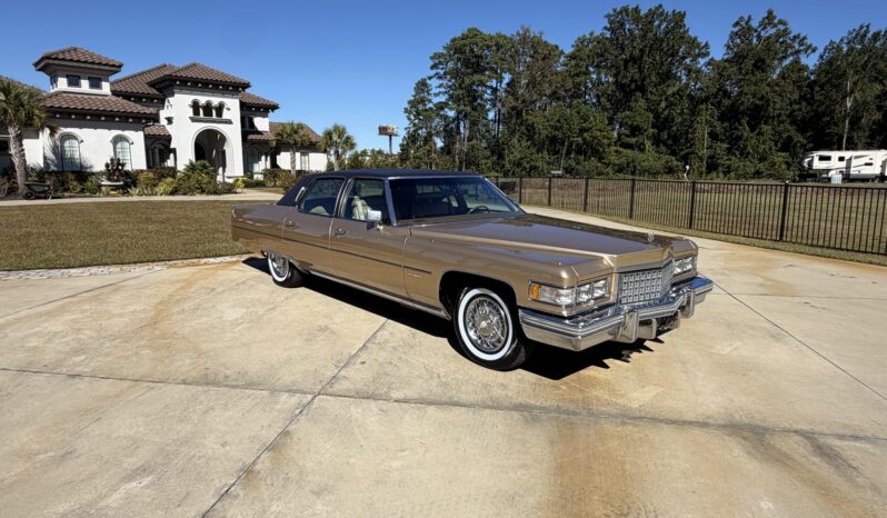 
								1976 Cadillac Fleetwood Brougham full									