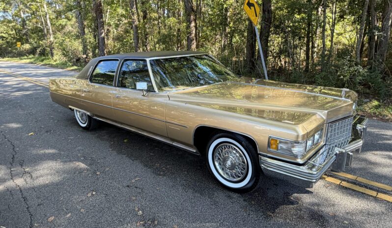 
								1976 Cadillac Fleetwood Brougham full									