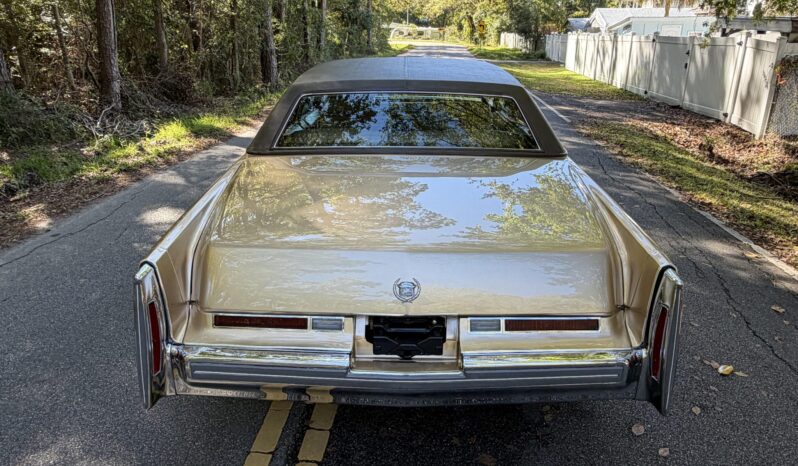 
								1976 Cadillac Fleetwood Brougham full									