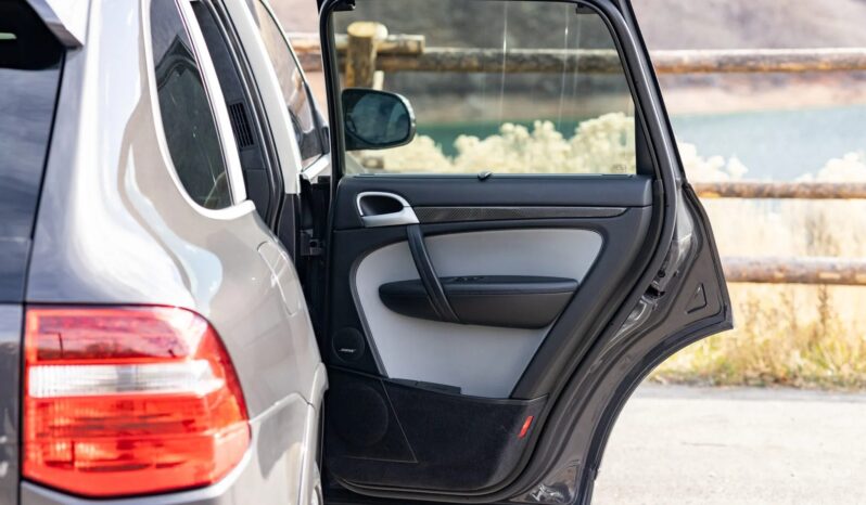 								2009 Porsche Cayenne Turbo S full									