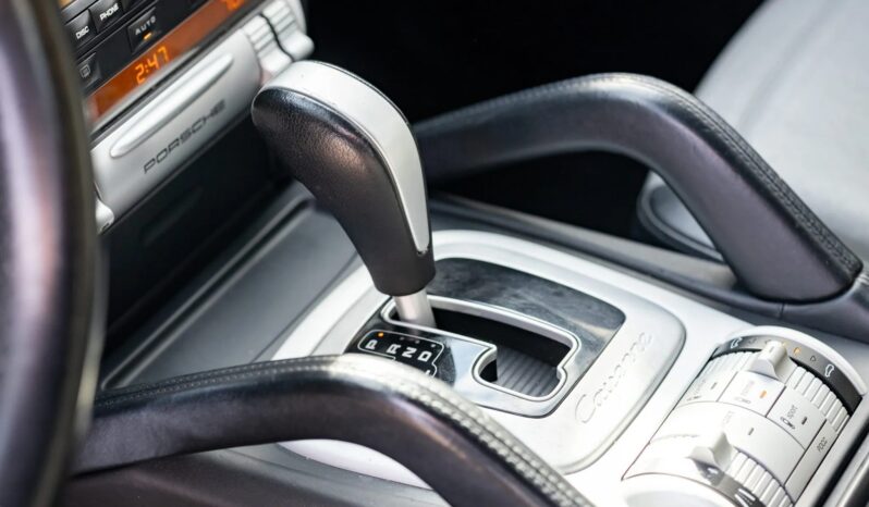 								2009 Porsche Cayenne Turbo S full									