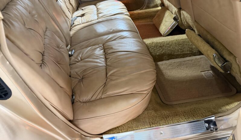 
								1976 Cadillac Fleetwood Brougham full									