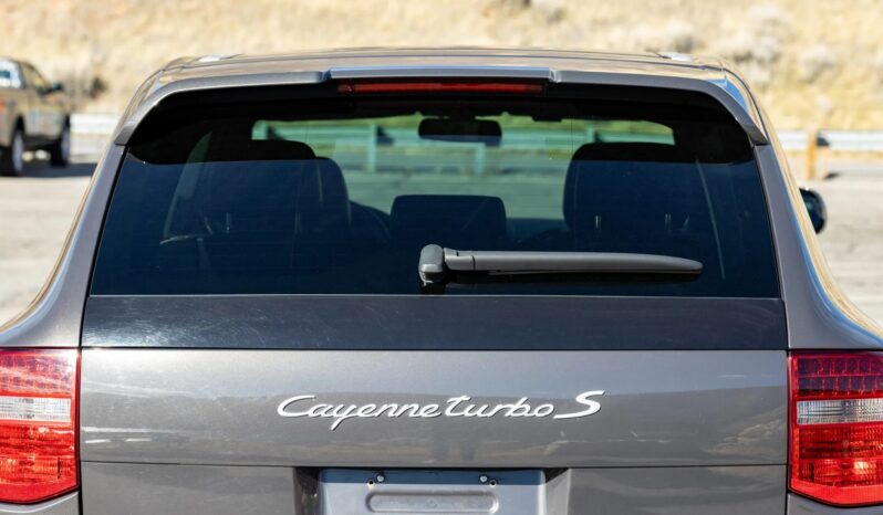 								2009 Porsche Cayenne Turbo S full									