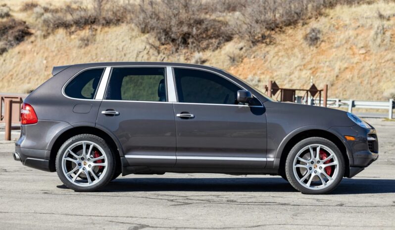 								2009 Porsche Cayenne Turbo S full									