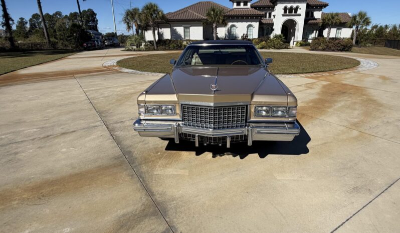 
								1976 Cadillac Fleetwood Brougham full									