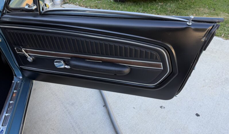 								1968 Ford Mustang FASTBACK full									