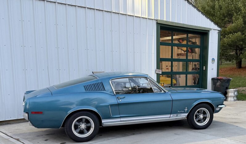 								1968 Ford Mustang FASTBACK full									