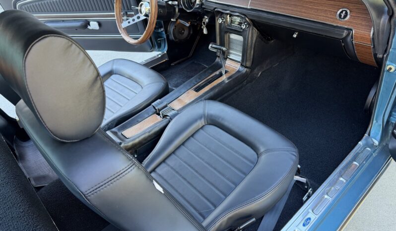 								1968 Ford Mustang FASTBACK full									