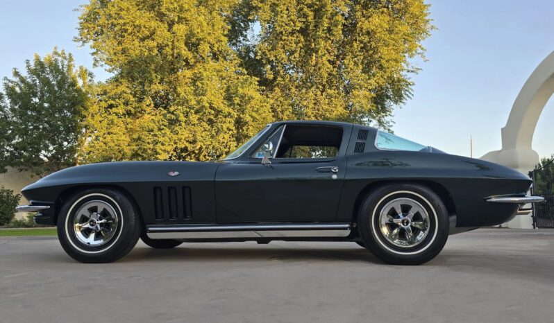 								1965 Chevrolet Corvette Coupe L75 327300 4-Speed full									
