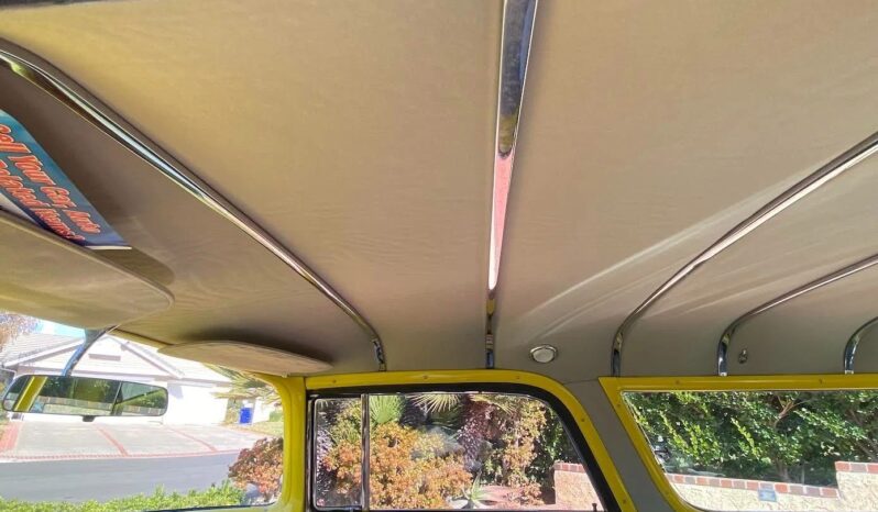 								1957 Chevrolet Nomad 5.7 L full									