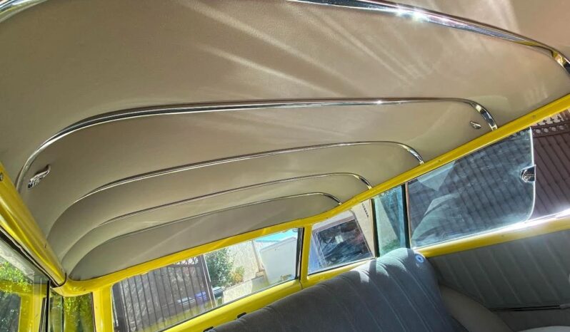 								1957 Chevrolet Nomad 5.7 L full									