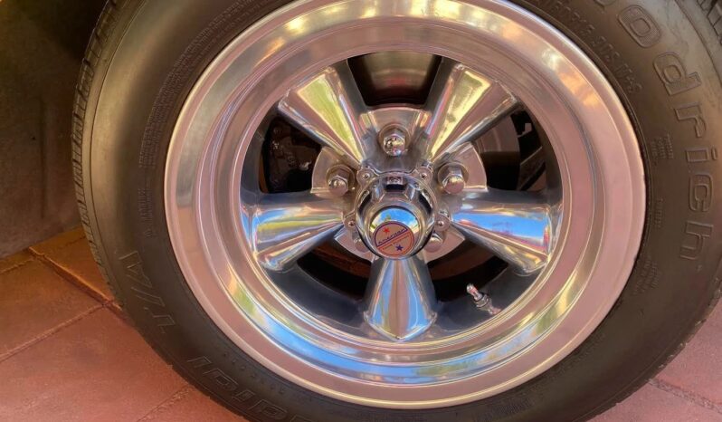 								1957 Chevrolet Nomad 5.7 L full									