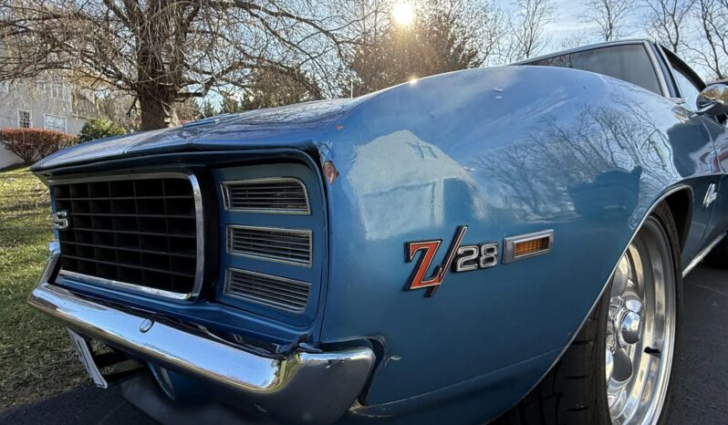 
								1969 Chevrolet Camaro Coupe 4-Speed full									