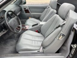 
										1992 Mercedes-Benz 500SL 5.0-Liter V8 full									