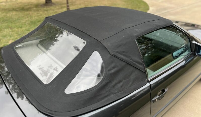 
								1992 Mercedes-Benz 500SL 5.0-Liter V8 full									