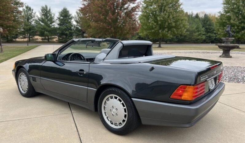 1992 Mercedes-Benz 500SL 5.0-Liter V8 1
