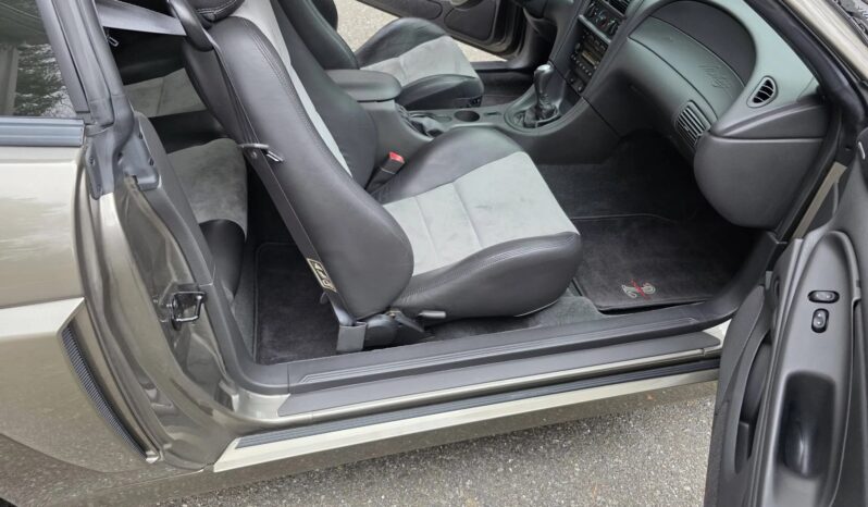 								2003 Ford Mustang SVT Cobra Coupe full									